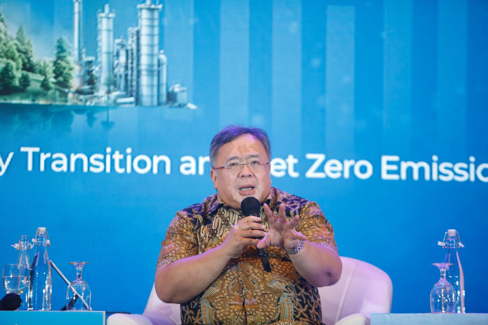 Bambang Brodjonegoro, Penasihat Khusus Presiden Bidang Ekonomi dan Pembangunan Nasional, sebagai narasumber dalam KabarBursa Economic Insight (KEI) 2025 di Jakarta, Rabu, 26 Februari 2025. (Foto: Kabarbursa/Abbas Sandji)