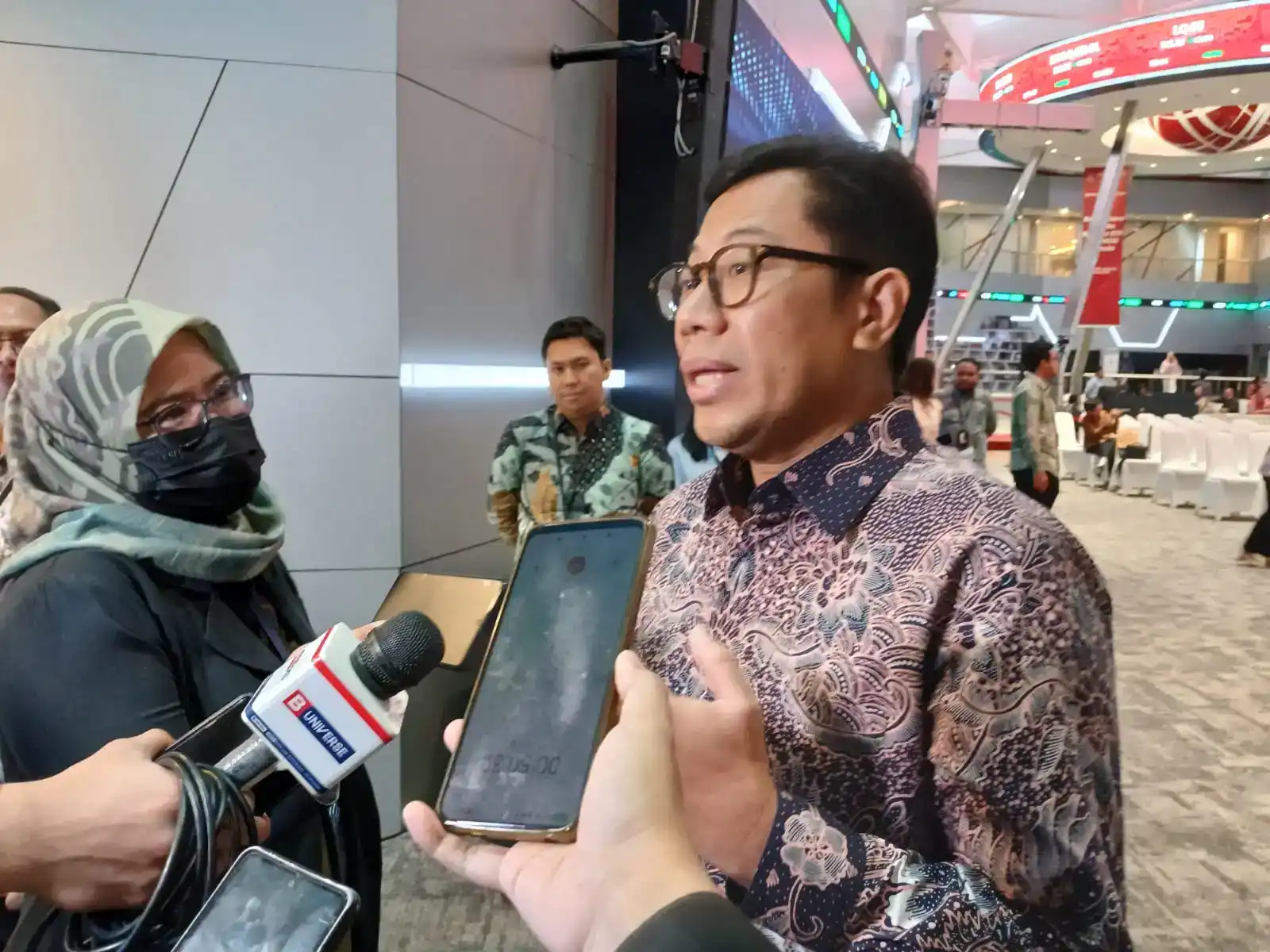 Direktur Penilaian Perusahaan Bursa Efek Indonesia (BEI) I Gede Nyoman Yetna di main hall BEI, Jakarta. (Foto: KabarBursa/Hutama Prayoga)