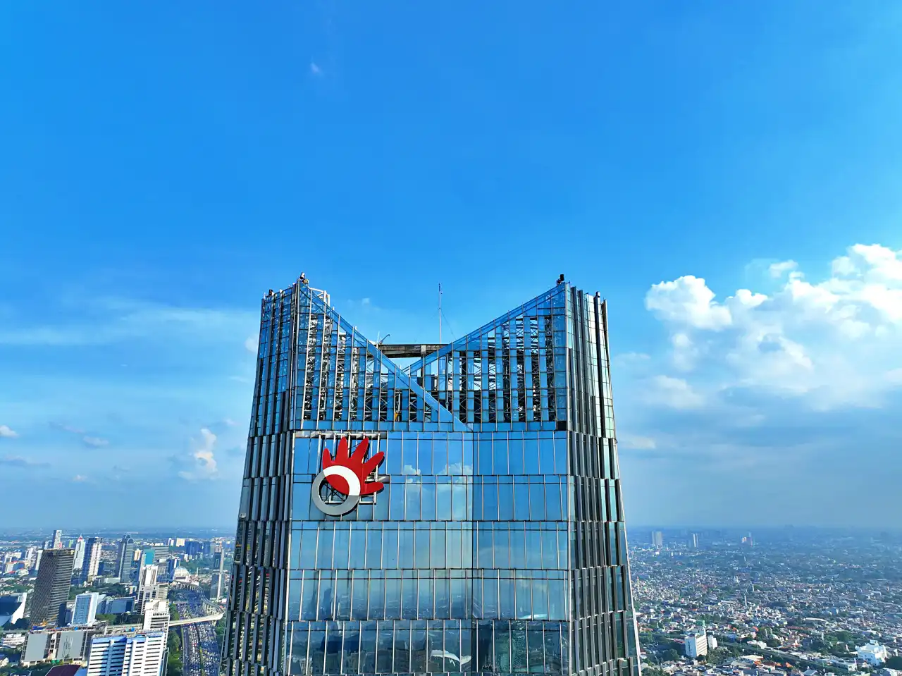 Saham TLKM hari ini ditutup naik 70 poin atau 2,16 persen. Foto: Dok Telkom.