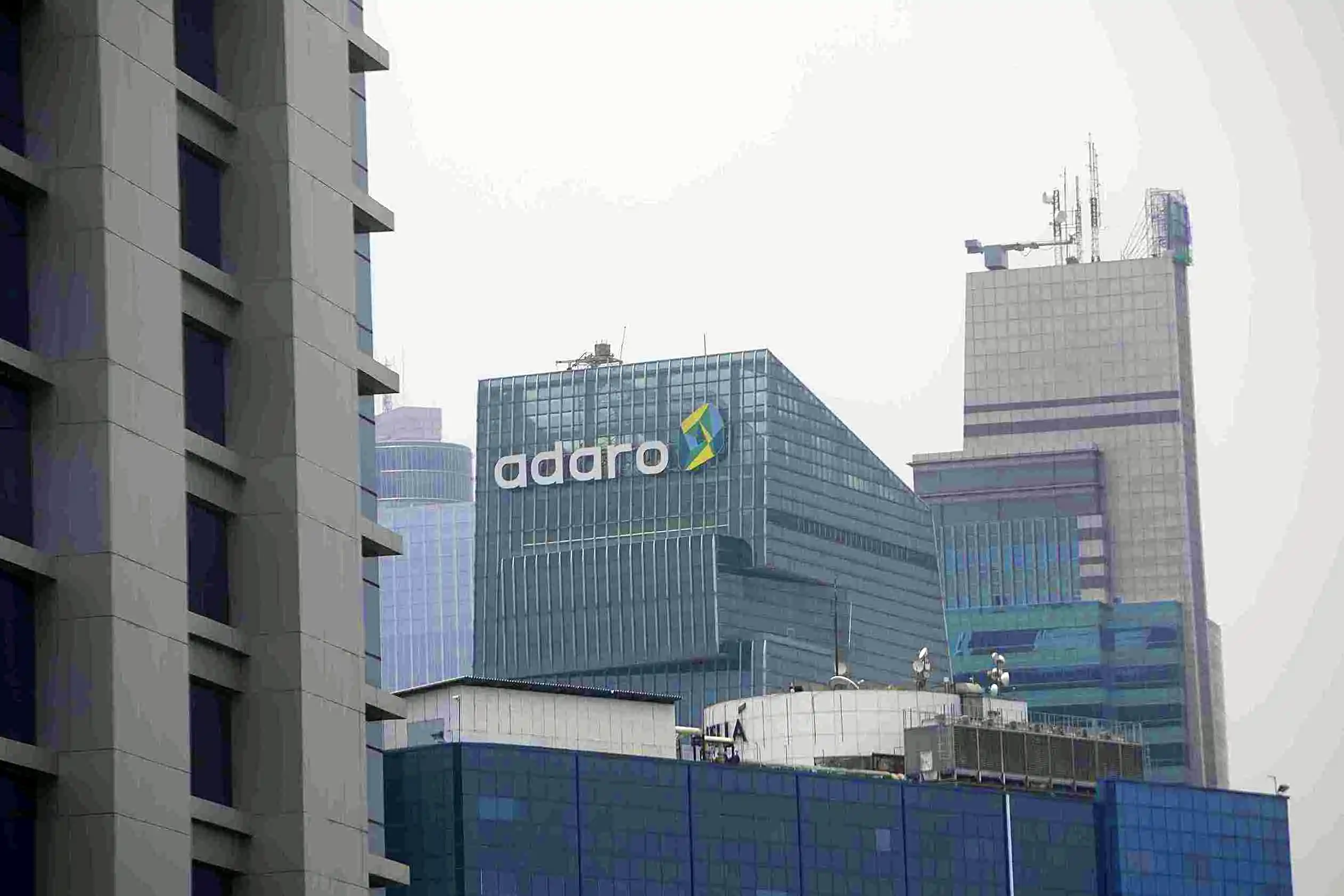 Gedung PT Alamtri Resources Indonesia Tbk (ADRO). Foto: Dok KabarBursa.