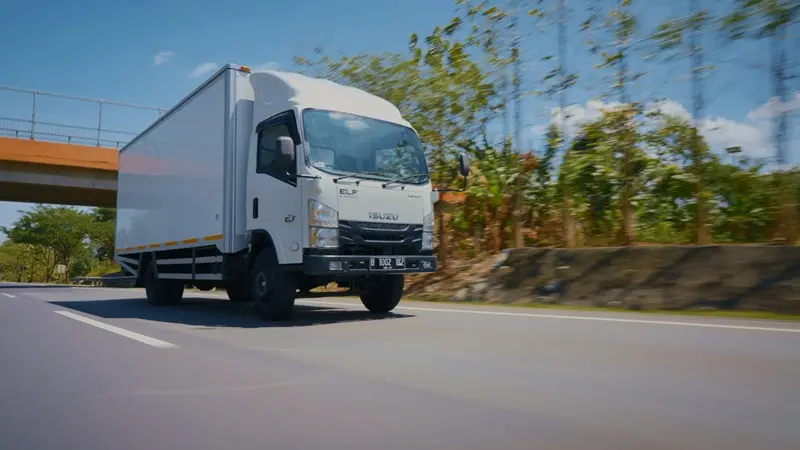 Dorong keselamatan hingga kelancaran bisnis, Isuzu gelar promo servis berhadiah untuk kendaraan niaga. Foto: dok. IAMI