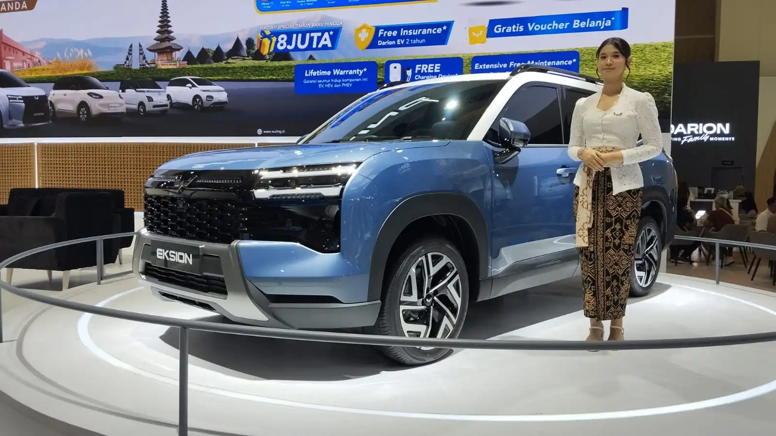 Meluncur tahun ini, simak konsumsi BBM Wuling Eksion PHEV dan mesin bensin. Foto: Harun/KabarBursa.com