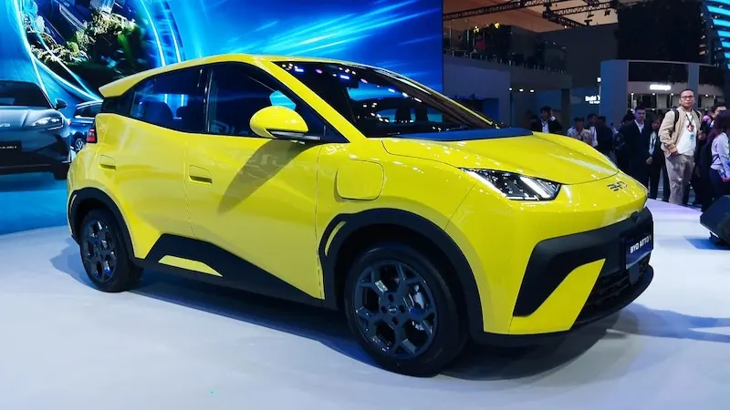 Incar mobil listrik terjangkau harga Rp200 jutaan? Berikut komparasi BYD Atto 1 dan Geely EX2. Foto: Harun/KabarBursa.com