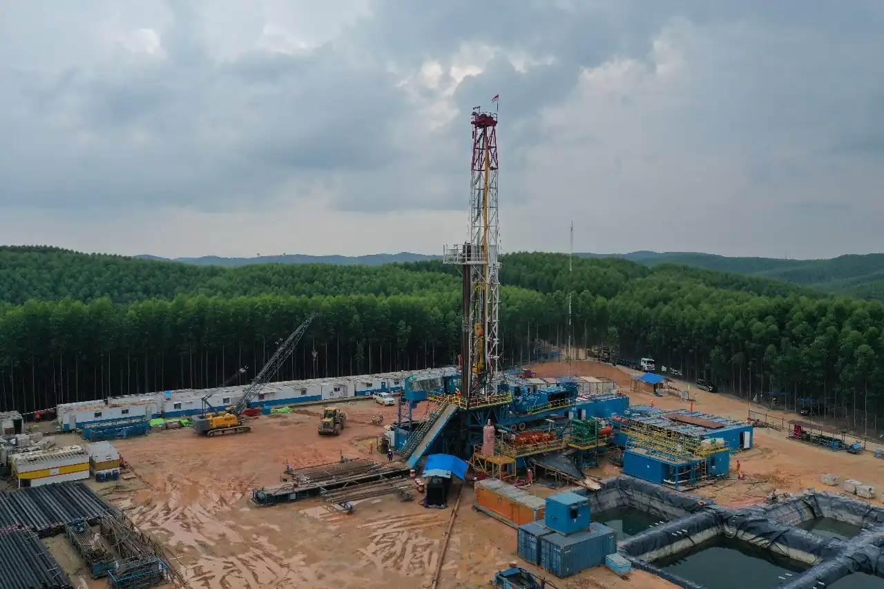 Pergerakan harga yang terus menanjak bersamaan dengan posisi keuntungan membuka ruang gerak yang lebih besar bagi ENRG. (Foto: dok Energi Mega Persada)