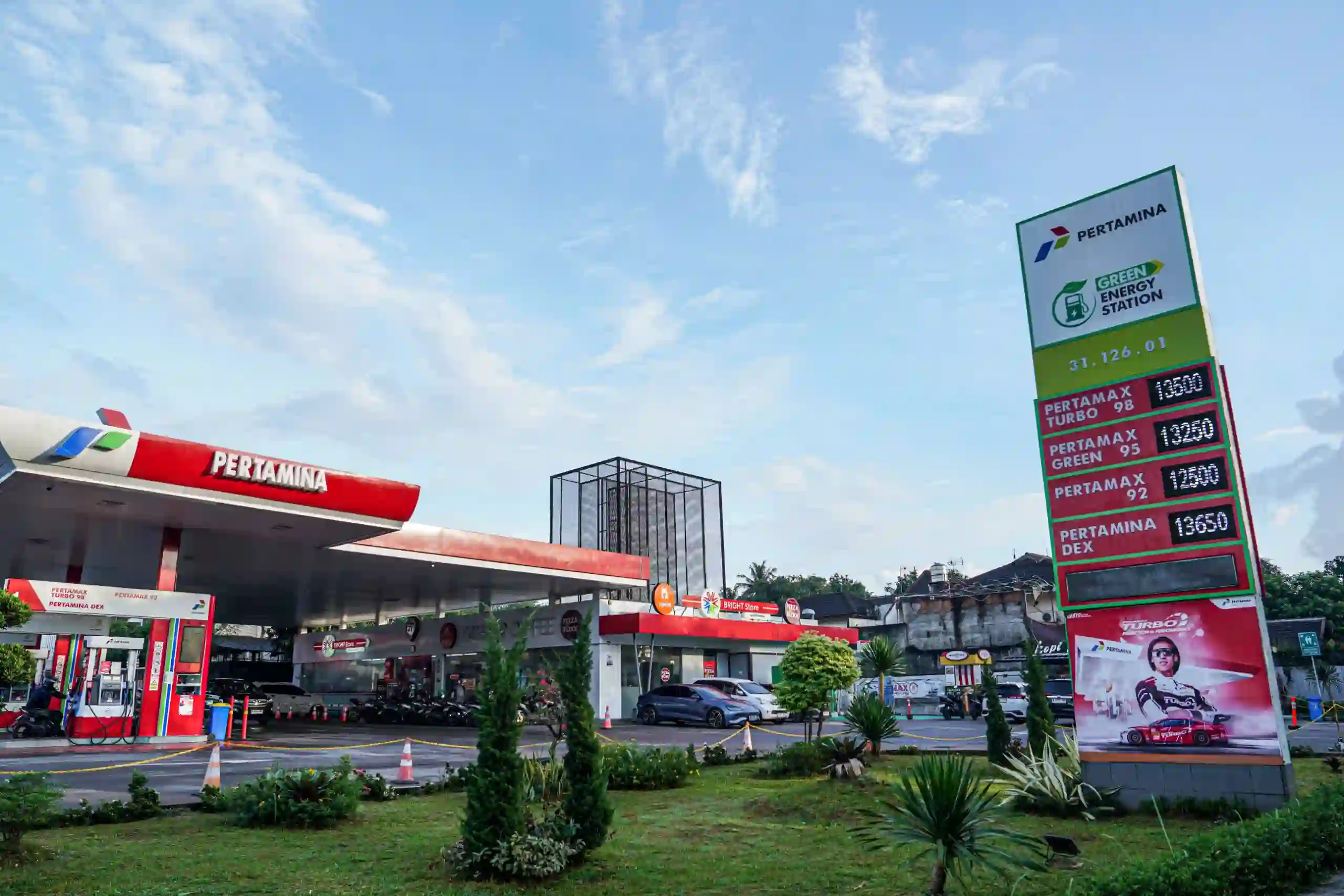 Puan Maharani mendesak pemerintah mengantisipasi dampak kenaikan BBM nonsubsidi terhadap daya beli dan inflasi. Harga Pertamax Turbo hingga Dexlite naik signifikan. Foto: Dok. Pertamina
