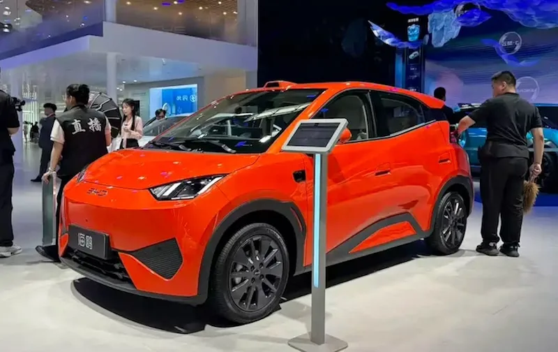 BYD Atto 1 atau Seagull terbaru dapat banyak pembaruan. Fitur makin canggih, jarak tempuh tembus 500 km. Foto: Autohome