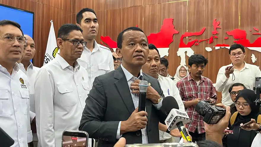 Bahlil menyatakan bahwa sinergi lintas negara harus mampu menjawab tantangan masyarakat di daerah terpencil. (Foto: Gusti Ridani/KabarBursa.com)