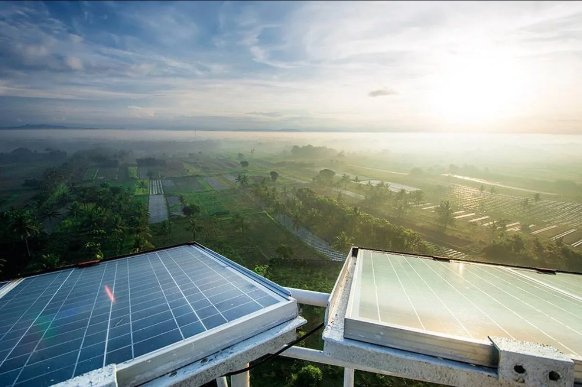 ESDM menyiapkan Perpres percepatan PLTS 100 GW dan mengidentifikasi 24.000 hektare lahan di Jawa untuk mendukung proyek energi surya. Foto: Dok. ESDM.