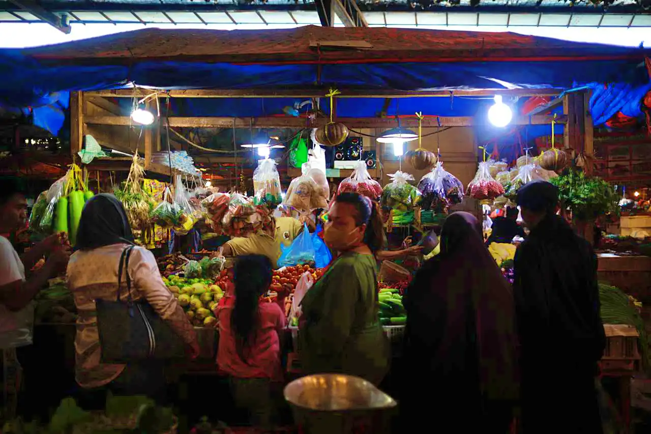 Aktivitas di pasar tradisional. (Foto: Dok Kabarbursa.com)