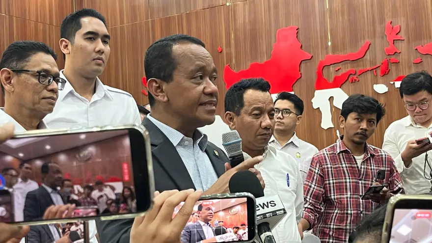 Sumur Tua Jadi Biang Keladi, Bahlil Siapkan Tiga Jurus Pacu Lifting Minyak RI
