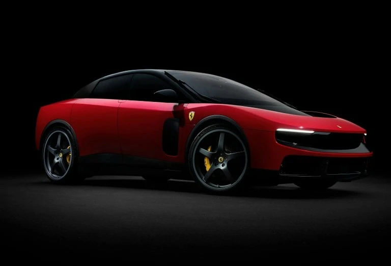 Luce jadi Supercar listrik pertama Ferrari. Dibanderol Rp10,5 miliar, berikut spesifikasinya. (Foto: Ferrari) 
