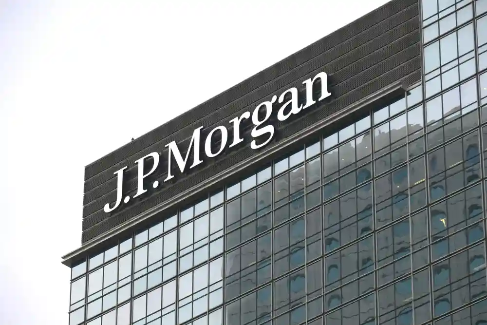 Baik JP Morgan, UBS, maupun Maybank Sekuritas Indonesia banyak melakukan rotasi di sektor perbankan. (Foto: dok JP Morgan)